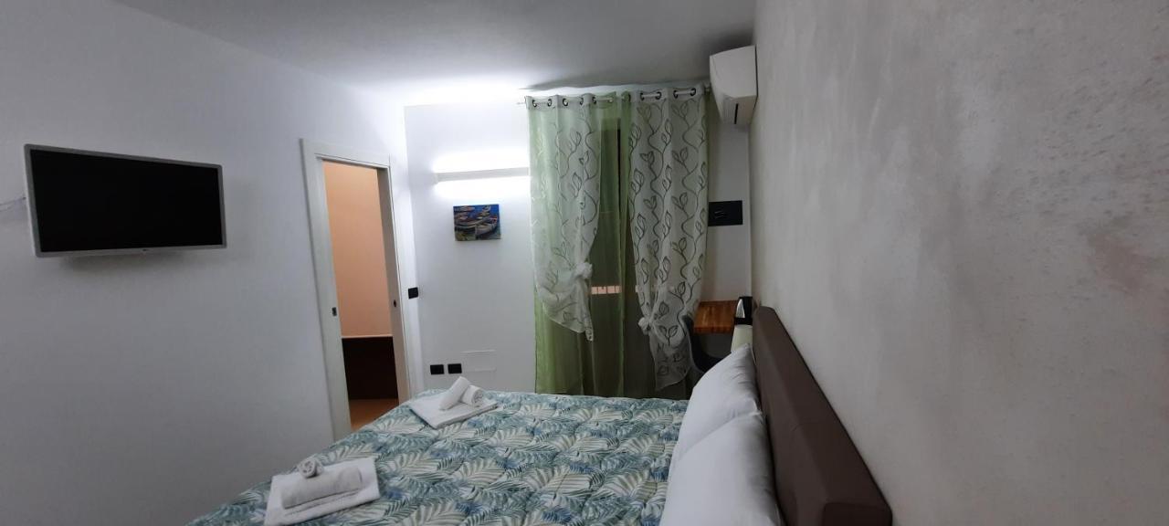 Affittacamere Ambrosia Manarola Buitenkant foto